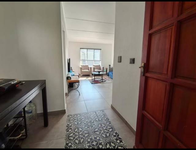 1 BEDROOM APARTMENT FOR SALE IN BEDFORDVIEW